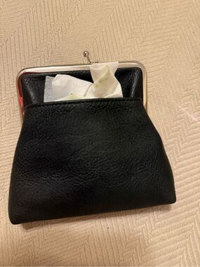 Classic Black Mini Kiss-Lock Coin Purse